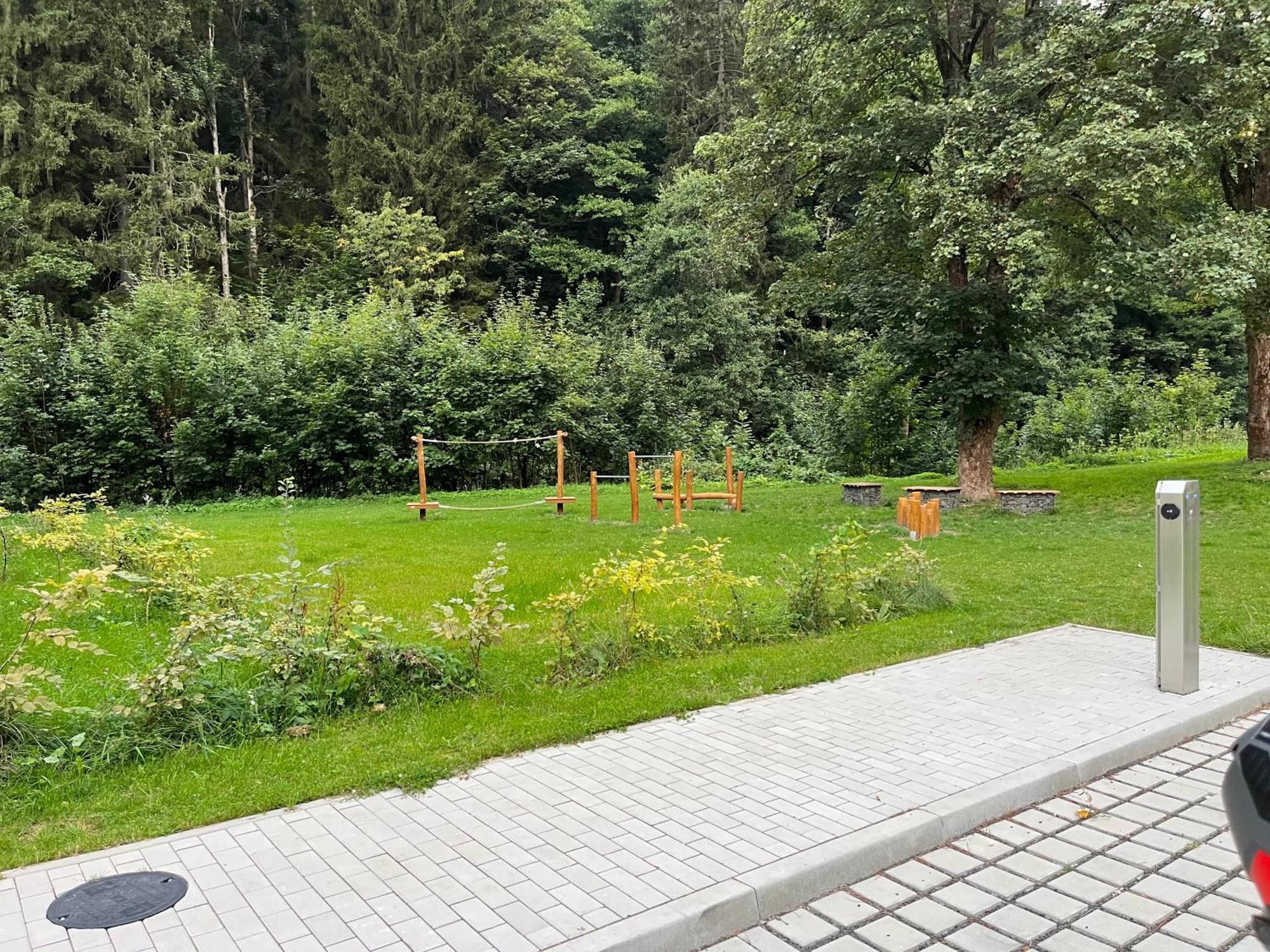 Apartman Herlikovice 303 브르흘라비 외부 사진